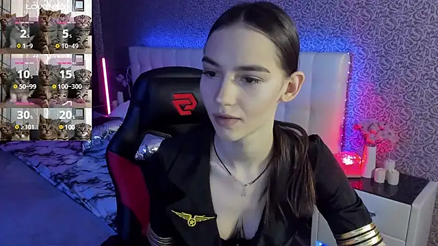 SophieCatty online show from March 15, 2025, 7:31 am