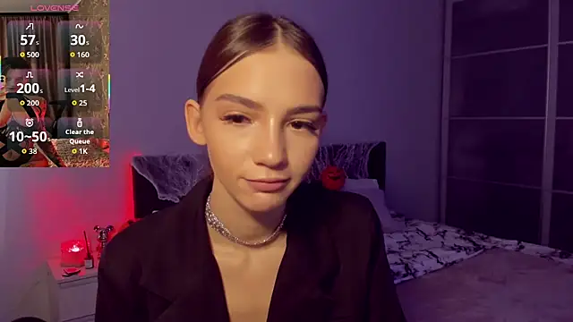 SophieCatty online show from October 29, 2025, 11:01 am