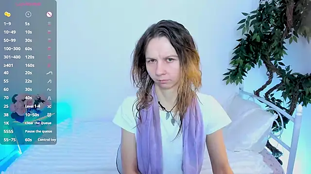 Snapshot of Bell_a_mi_ chatting on February 28, 2026, 2:34 am Bell a mi online show from February 28, 2026, 2:34 am