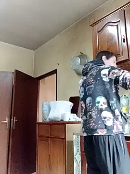 Snapshot of White_rabbit_ chatting on December 2, 2024, 9:02 am White rabbit  online show from December 2, 2024, 9:02 am