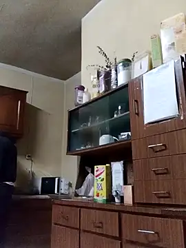 Snapshot of White_rabbit_ chatting on December 10, 2024, 11:19 pm White rabbit  online show from December 10, 2024, 11:19 pm