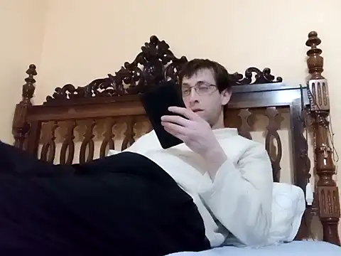 Snapshot of White_rabbit_ chatting on January 5, 2025, 6:24 pm White rabbit  online show from January 5, 2025, 6:24 pm