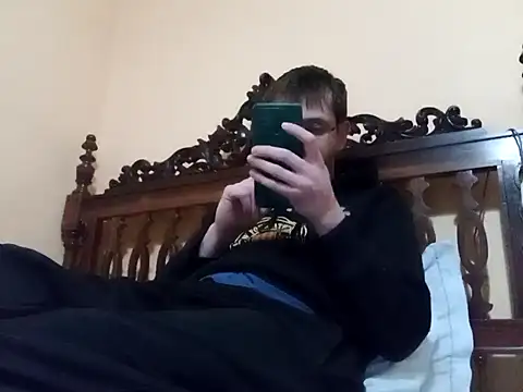 Snapshot of White_rabbit_ chatting on January 24, 2025, 2:41 pm White rabbit  online show from January 24, 2025, 2:41 pm