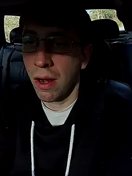 Snapshot of White_rabbit_ chatting on March 1, 2025, 4:33 pm White rabbit  online show from March 1, 2025, 4:33 pm