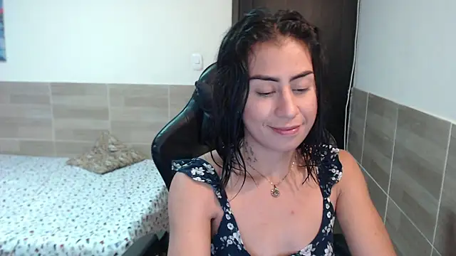 Snapshot of Martina1369 chatting on January 30, 2025, 11:02 pm Martina1369 online show from January 30, 2025, 11:02 pm