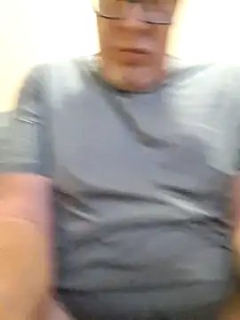 Razorhoof767 online show from February 19, 2025, 3:17 am