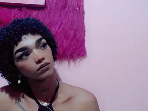 nickyminach  online show from January 13, 2026, 12:16 am