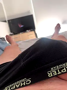 Krasavzi online show from October 6, 2025, 2:47 pm