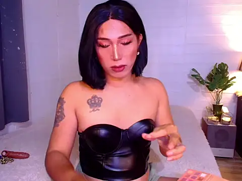 Snapshot of MissMagdalena chatting on November 25, 2025, 5:24 pm MissMagdalena online show from November 25, 2025, 5:24 pm