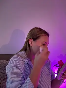 Snapshot of Eva_Ryen chatting on February 12, 2026, 4:02 pm Eva Ryen online show from February 12, 2026, 4:02 pm