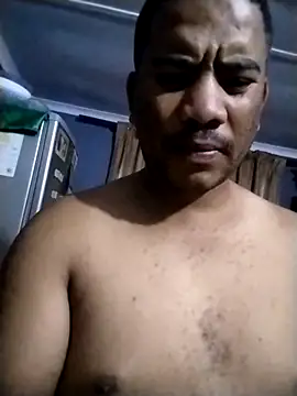 Snapshot of Purplejuice777 chatting on February 15, 2026, 8:24 am Purplejuice777 online show from February 15, 2026, 8:24 am