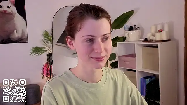 doll lesli online show from April 18, 2026, 7:58 pm