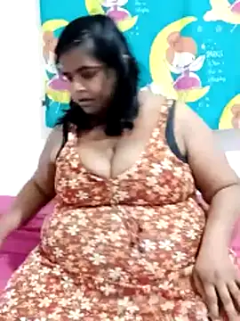 SusanaEshwar online show from February 28, 2026, 1:39 am