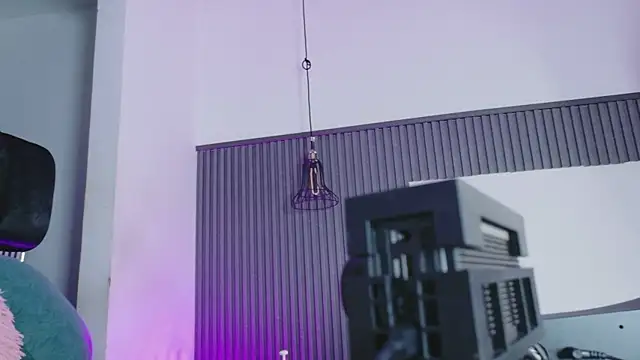 levana1 online show from April 15, 2026, 4:19 am