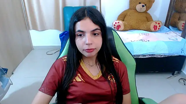  elenna online show from March 13, 2025, 5:28 pm