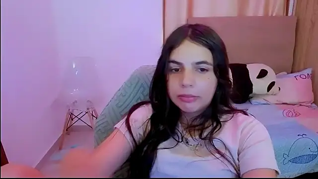  elenna online show from March 19, 2026, 6:12 pm