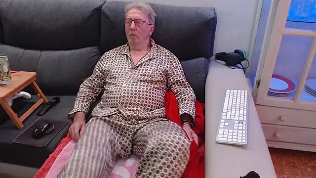 Nudelschwanz online show from February 11, 2025, 10:18 pm