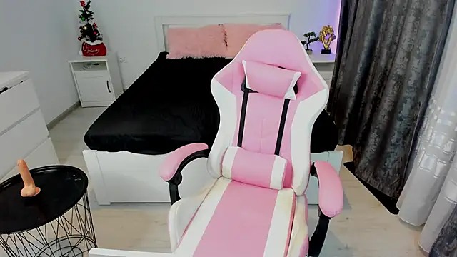 Snapshot of SinwithAmy chatting on December 31, 2024, 9:06 pm SinwithAmy online show from December 31, 2024, 9:06 pm