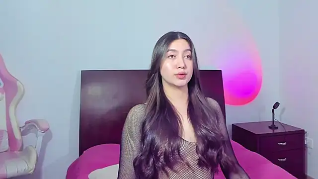 alice-love1 online show from March 22, 2025, 11:09 pm