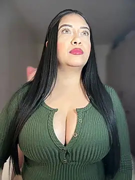 cami ortiz   online show from December 4, 2025, 4:44 am