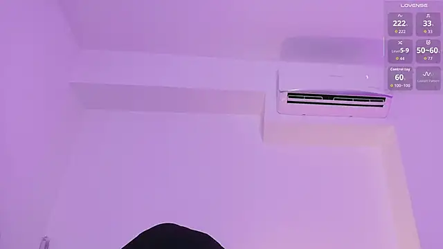 emmajohnss online show from September 30, 2025, 3:44 am