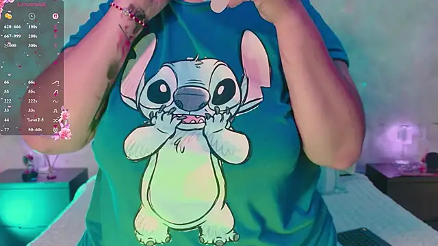 emmajohnss online show from April 17, 2026, 4:04 am