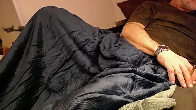 Snapshot of mike30nbg chatting on January 23, 2025, 9:18 pm mike30nbg online show from January 23, 2025, 9:18 pm