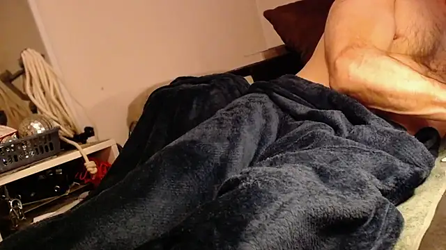 Snapshot of mike30nbg chatting on January 25, 2025, 9:14 pm mike30nbg online show from January 25, 2025, 9:14 pm