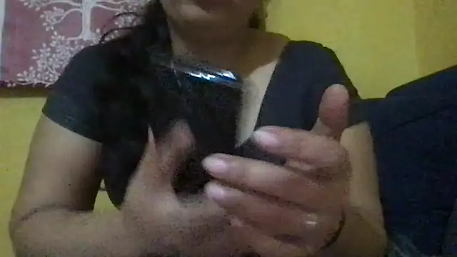 Snapshot of Riyasingh9 chatting on December 28, 2024, 8:15 pm Riyasingh9 online show from December 28, 2024, 8:15 pm