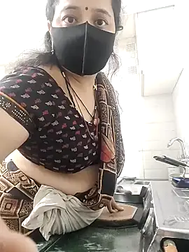 Snapshot of Riyasingh9 chatting on January 8, 2025, 3:51 am Riyasingh9 online show from January 8, 2025, 3:51 am