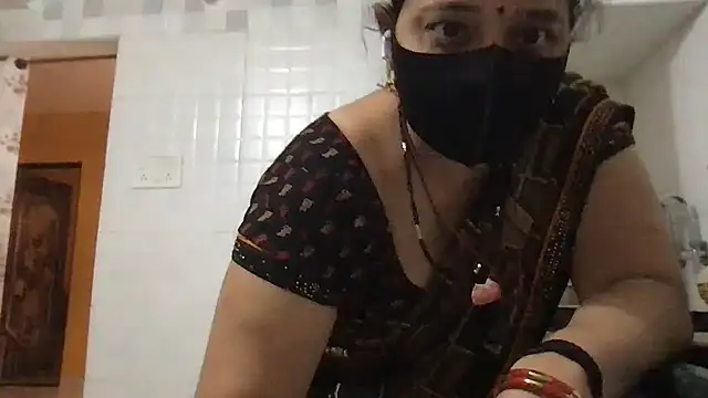 Snapshot of Riyasingh9 chatting on January 11, 2025, 4:59 am Riyasingh9 online show from January 11, 2025, 4:59 am