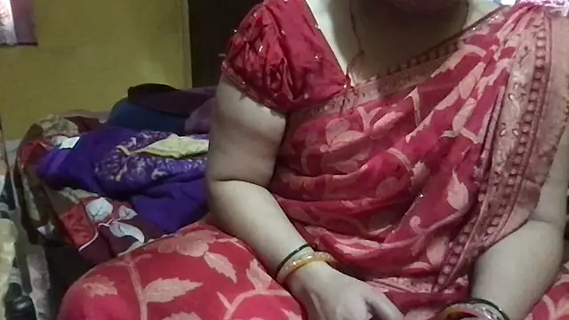 Snapshot of Riyasingh9 chatting on September 24, 2025, 2:48 am Riyasingh9 online show from September 24, 2025, 2:48 am