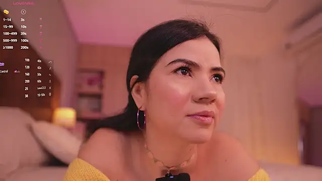 Snapshot of tatikiss_ chatting on November 29, 2025, 11:57 am tatikiss online show from November 29, 2025, 11:57 am