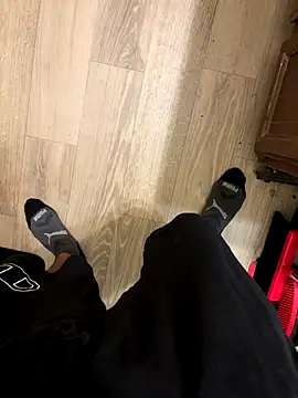 Nando49  online show from November 30, 2025, 5:17 pm