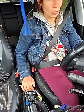 Lina lou4 online show from October 19, 2025, 9:21 am