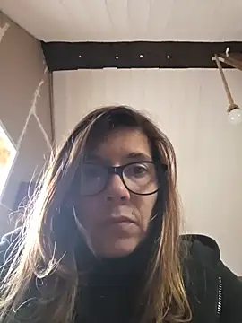 Lina lou4 online show from January 9, 2026, 3:04 pm