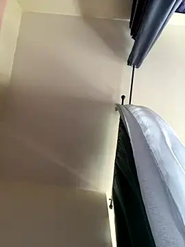 Snapshot of SuzieWanKenobi chatting on September 14, 2025, 10:36 am SuzieWanKenobi online show from September 14, 2025, 10:36 am