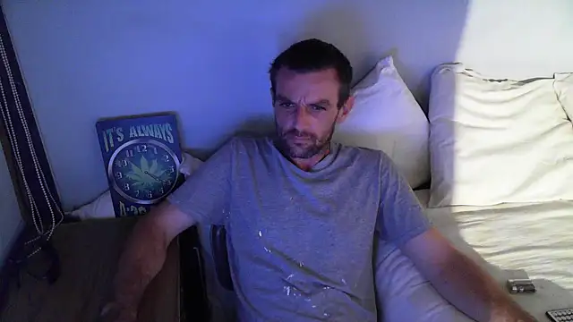 Snapshot of MysticInteraction chatting on March 16, 2026, 8:51 am MysticInteraction online show from March 16, 2026, 8:51 am