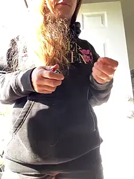 Dakota 02 online show from April 8, 2026, 1:44 pm