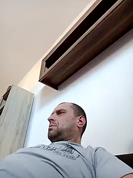 Snapshot of Roman0798 chatting on December 21, 2024, 9:55 am Roman0798 online show from December 21, 2024, 9:55 am