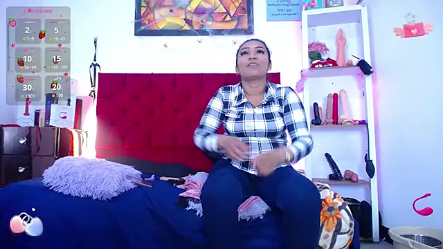 louise nails online show from November 14, 2025, 3:00 pm