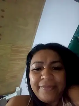 louise nails online show from March 10, 2026, 11:26 am