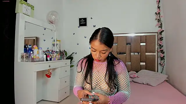 kendall-ewers online show from April 15, 2026, 11:05 pm