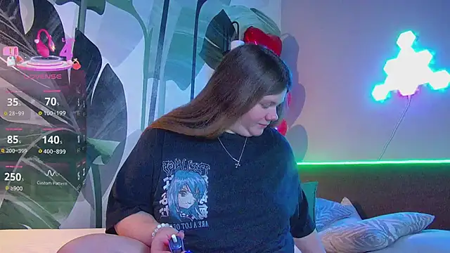 RubyValen online show from March 5, 2026, 3:02 am