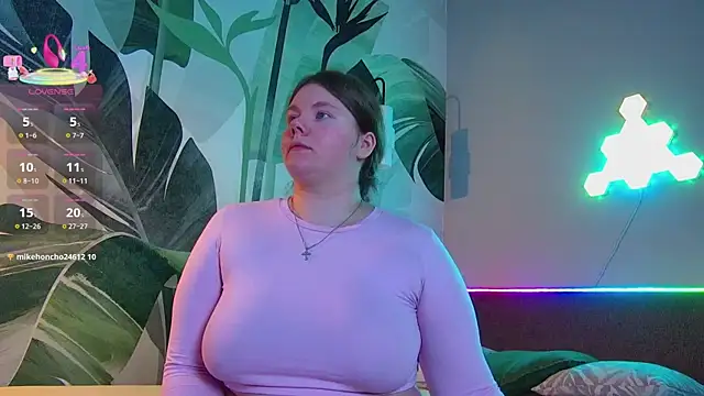 RubyValen online show from April 16, 2026, 1:06 am