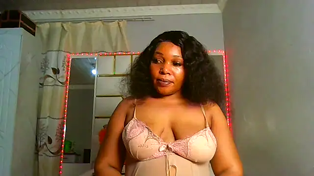 Snapshot of SexyyNana chatting on February 16, 2025, 5:48 pm SexyyNana online show from February 16, 2025, 5:48 pm