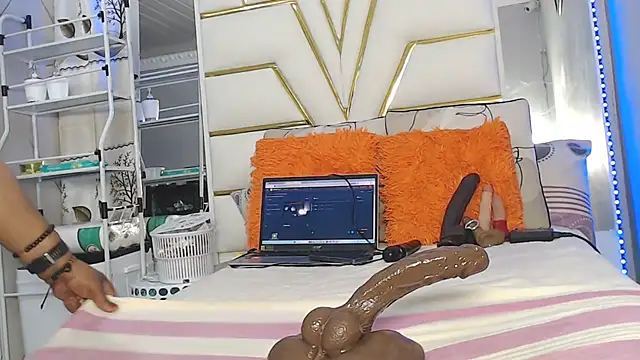 SexyyNana online show from April 9, 2026, 2:00 am