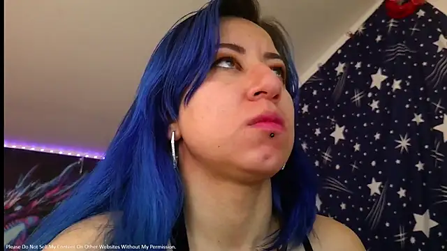 pussytight pervert online show from April 24, 2026, 6:21 pm