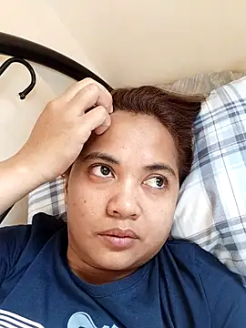 xTheLastVIRGINx online show from April 18, 2026, 3:10 am