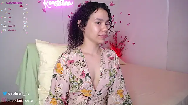 Karolina 1 online show from February 24, 2025, 8:25 pm